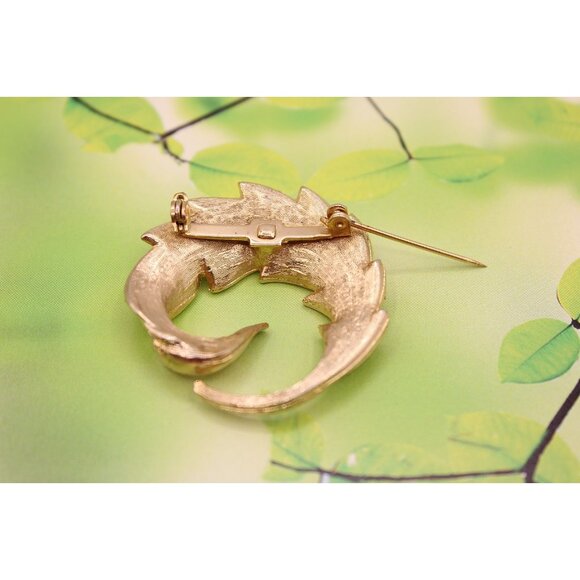 Leaf Pearl Swirl Gold Tone Brooch Lapel Hat Pin Brushed Textured Vintage Estate - Picture 6 of 8